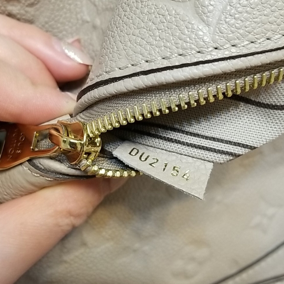 Authentic Louis Vuitton empreinte Bastille - Picture 10 of 10